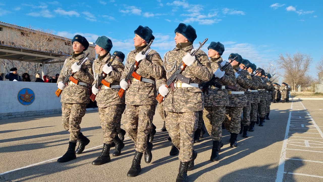 Әскерге баруға тура келеді