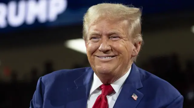 Дональд Трамп: «Біз жеті жанжалды тоқтаттық. Бұл – сегізіншісі. Ресей мен Украина бойынша да шешім болады деп ойлаймын»