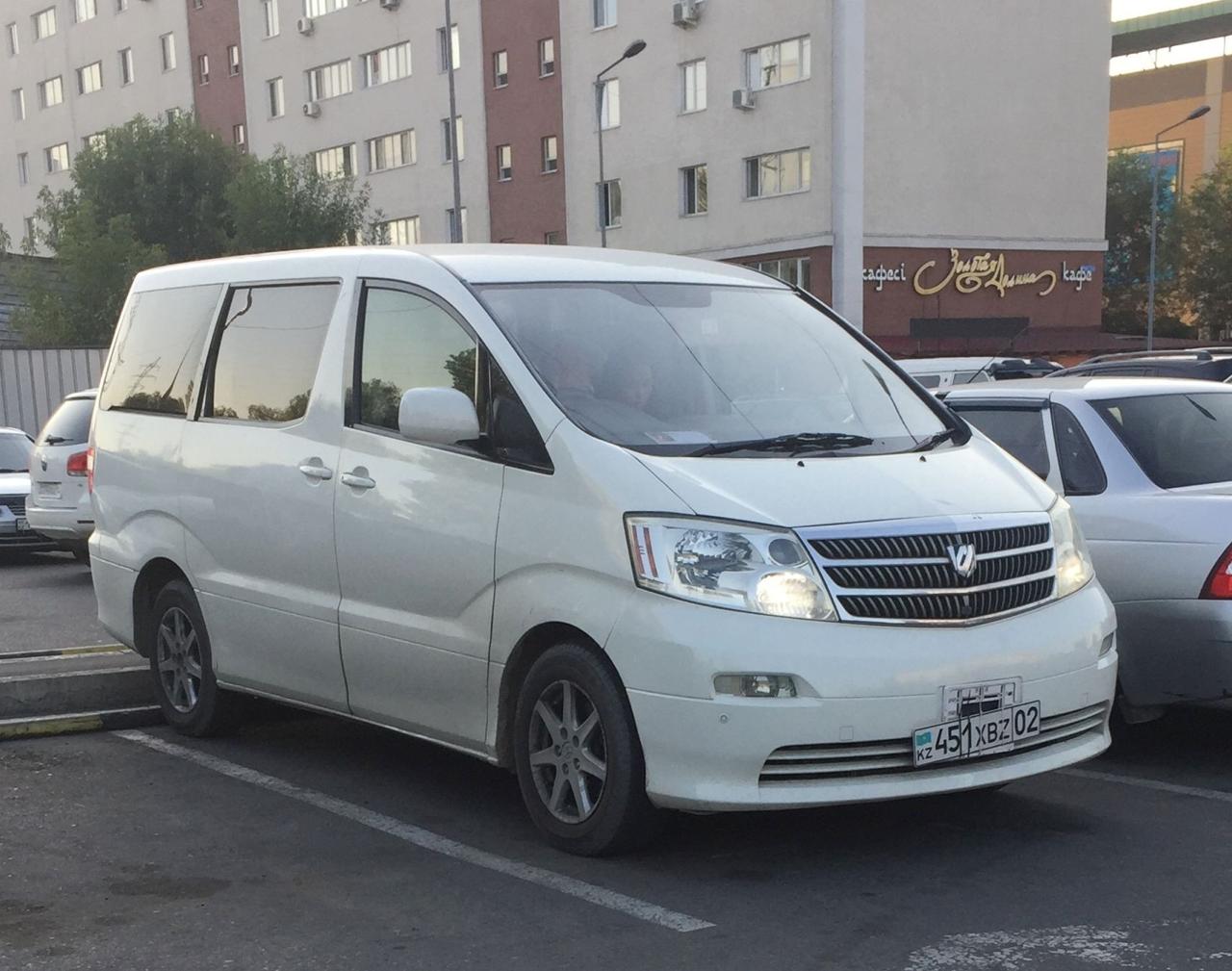 Қазақстанда Toyota Alphard көліктеріне тыйым салу мәселесі талқыланып жатыр