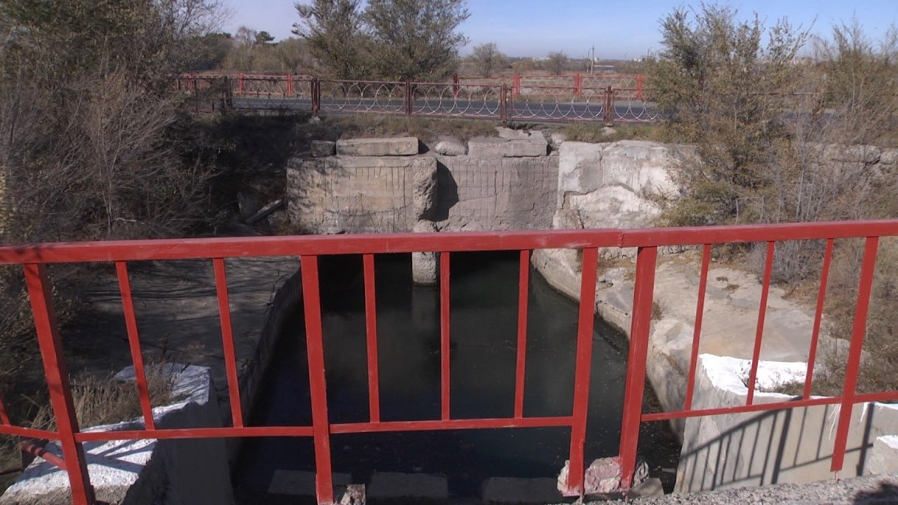 Өзен кәріз құдығына айналды: Қарағандыда ТЖ не себепті жарияланды?