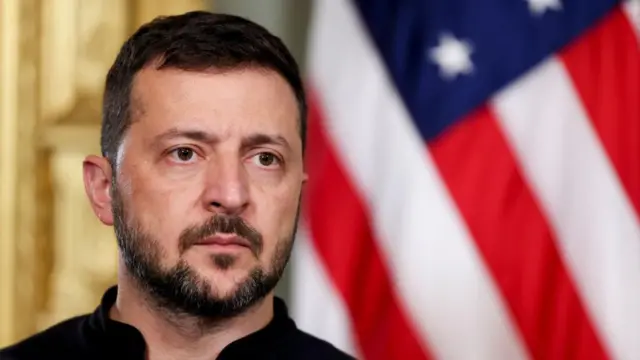 Ресейлік мұнай өңдеу зауыттарына күн сайын соққы беріп жатырмыз - Зеленский