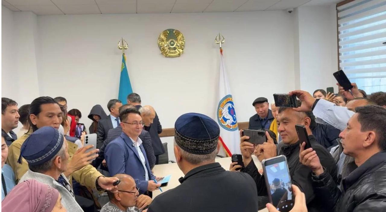 Алматыда №224 мектеп төңірегіндегі тіл дауы басылмай тұр