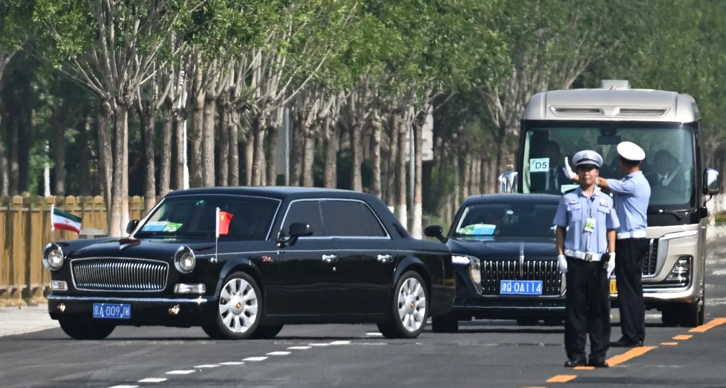 Қытай неліктен Иранға көмектеспей отыр?